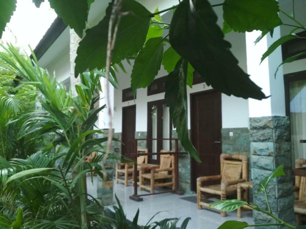 Almaida II Gili Trawangan Bed and Breakfast Exteriör bild